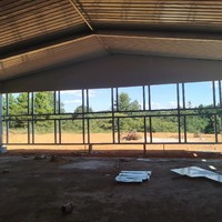Bâtiment d'élevage avicole automatique préfabriqué en acier galvanisé pour poulets de chair – Équipement de construction pour élevages avicoles