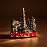 Trio d'icônes du paysage urbain de Paris : Tour Eiffel, Notre-Dame, Monument en ruban émaillé rouge – Collection Souvenir Aimant de Réfrigérateur en Métal