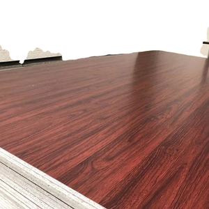 Bois de jeu en mélamine de haute qualité 18mm Prix Contreplaqué laminé HPL 18mm Contreplaqué en mélamine - Product Image 3