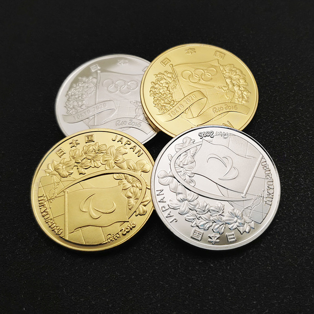 WOWEI Japanese Traditional Culture Phoenix Nirvana Hundred Bird Scale Clan Engraved Gold-Plated Commemorative Coin
