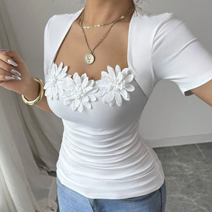 Personnalisé <span class=keywords><strong>Femme</strong></span> Slim Fit Applique <span class=keywords><strong>Broderie</strong></span> 3D Fleur Tee Sexy Plain <span class=keywords><strong>Blanc</strong></span> Col Carré Froncé Manches Courtes Y2k <span class=keywords><strong>T</strong></span>-<span class=keywords><strong>shirt</strong></span> pour Dame - Product Image 1