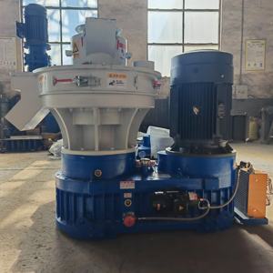 Anillo vertical de alta eficiencia muere 55kw 90kw 110kw 132kw 160kw máquina de pellets para hacer pellets de madera Molino de producción de pellets de madera - Product Image 2
