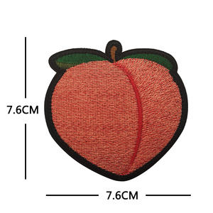 Adesivo Ricamato a Forma di Pesca per Decorazione Borse, <span class=keywords><strong>Patch</strong></span> con Chiusura a Strappo sul Retro - Product Image 2