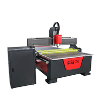 Routeur CNC Chenmai 1300x2500mm pour panneaux de bois, meubles et armoires, garantie 1 an, moteur de broche, positionnement