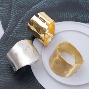Manufacturer Service Laser <b>Engraved</b> Logo Permanent Luster Holiday Gift for Women High Fidelity Color - Product Image 2