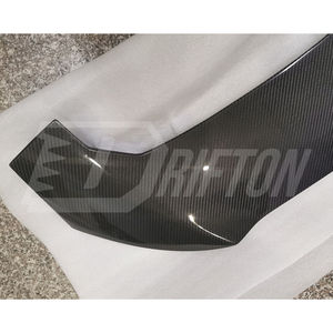 สปอยเลอร์หลังคาคาร์บอนไฟเบอร์แบบมองเห็นได้ สำหรับ Lamborghini URUS รุ่น VST สไตล์ปีกหลังบน - Product Image 5