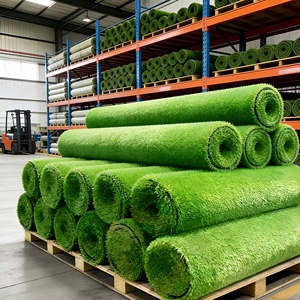 Gazon synthétique en gros 20mm/50mm/60mm, <span class=keywords><strong>tapis</strong></span> de gazon artificiel haute densité ignifuge et souple pour revêtements de sol sportifs extérieurs - Product Image 3