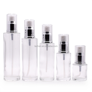 Bouteille de lotion en verre givré à vis à épaule plate 100ml avec pompe à lotion or argent - Product Image 1