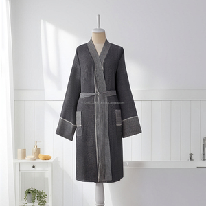 Peignoir unisexe 100% coton Best Seller Séchage rapide Vêtement de nuit d'été Tissu tissé respirant Léger Fabriqué en Turquie Toute l'année ODM - Product Image 1