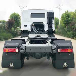 Camión Tractor Blanco H0W0 4x2 <span class=keywords><strong>de</strong></span> 375HP Directo <span class=keywords><strong>de</strong></span> Fábrica en Buenas Condiciones para Logística en el Mercado Africano - Product Image 6