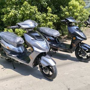 2026 Snelle DC-60-800W Elektrische Motorfiets Volwassenen 45km/u Bezorging Accu Auto Groothandel Elektrische Scooter X5 E-scooter 2 Zits - Product Image 2