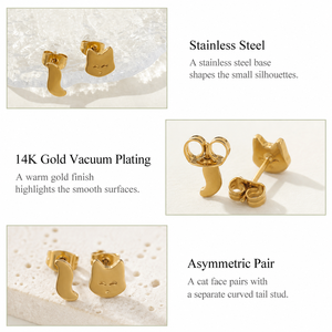 Boucles d'oreilles asymétriques motif chat (visage et queue) en acier inoxydable plaqué or 14K sous vide, 8 mm, avec fermoir papillon - Product Image 3