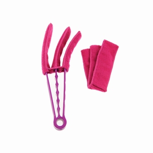 3 Pronged Wet/Dry Microfiber Brush Washable Duster and Venetian Window <strong>Blind</strong> <strong>Cleaner</strong> Made of Durable Plastic - Product Image 3
