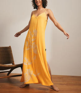 ชุดเดรสยาวผ้าฝ้ายปักลายดอกไม้แขนกุดน่ารักสำหรับผู้หญิงชุดเดรสฤดูร้อนงาน OEM ตามสั่ง - Product Image 5