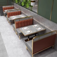 Ensemble de mobilier de restaurant commercial moderne de luxe personnalisé : banquette, table et chaises avec plateau en panneau de roche et mousse haute densité pour salons de thé et cafés