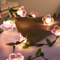 Guirlande lumineuse LED TSINYE en forme de feuilles de cerisier, alimentée par piles, blanc chaud, décoration intérieure, guirlande lumineuse de fête, décoration de fleurs de cerisier