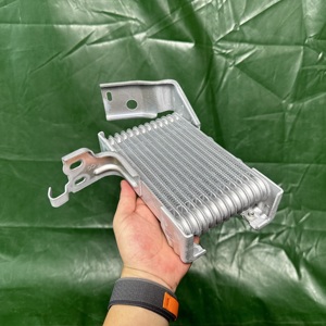 <span class=keywords><strong>Radiateur</strong></span> d'<span class=keywords><strong>huile</strong></span> 32910-F6010 d'occasion pour Lexus NX 2021 - Product Image 3