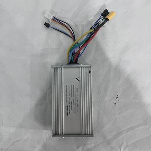 Ensemble contrôleur et carte électronique 60V 50A pour trottinette électrique double moteur JB FOC 60V 5600W 6000W avec accélérateur à pouce - Vente en gros - Product Image 3