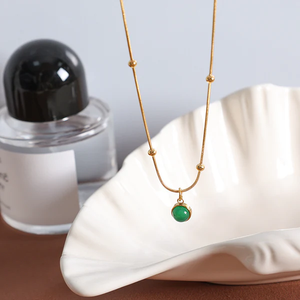 Vintage Style 18K <b>Gold</b> Plated Round Titanium Steel Pendant <b>Necklace</b> with Natural Imitation <b>Pearl</b> Inlay on a Rope Chain - Product Image 5