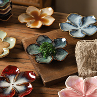 Blumenförmiges Keramikteller-Set, Handgemacht mit Glasurwechsel, Dekorative Kleine Schalen für Esstischgeschirr und Wohnkultur