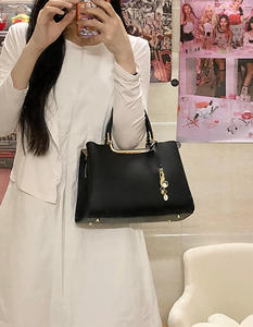 Borse donna all'ingrosso alla moda di alta qualità borse a <span class=keywords><strong>tracolla</strong></span> da ragazza borse a <span class=keywords><strong>tracolla</strong></span> borse a catena da donna - Product Image 3