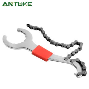 Herramienta Multifunción para Bicicleta Gj47015, Llave de Cadena Metálica, Llave de Fijación Integrada para Mantenimiento de Bicicletas de Carretera - Product Image 5