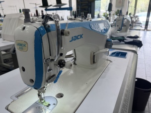 Máquina de Coser de Pespunte Recto Computarizada <span class=keywords><strong>JACK</strong></span> A4 de Segunda Mano de Alta Productividad, Ahorro de Energía y Silenciosa con Componente Central de Motor Metálico - Product Image 3
