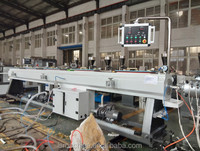 Machine à fabriquer des tuyaux en PVC encastrés dans les murs LIANSHUN avec extrudeuse à double vis contrarotatives, moteur et boîte de vitesses, garantie de 2 ans