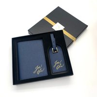 Ensemble d'accessoires de voyage en cuir véritable premium à motif croisé, comprenant une housse de passeport et une étiquette de bagage personnalisable avec monogramme, vente en gros
