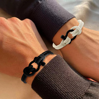 Bracelet perlé en alliage de style occidental minimaliste rétro avec fermoir fer à cheval, cadeau unisexe pour couple, bijoux vintage tendance