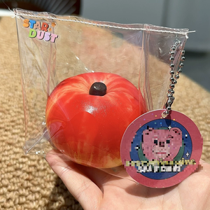 Nouveau jouet anti-stress en forme de pomme peint à la main, entièrement fait à la main - Product Image 2