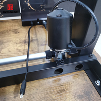 Bureau d'ordinateur de système réglable de levage électrique de levage d'un moteur pour l'étude