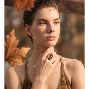 JINYOU 8473 Bague ajustable <span class=keywords><strong>double</strong></span> couche en acier inoxydable plaqué or, motif géométrique en résine, collection automne, vente chaude - Product Image 2
