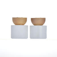 Flacon diffuseur en verre cylindrique blanc de qualité supérieure 150 ml avec pulvérisateur à pompe, récipient vide pour parfum et bouchon en bois