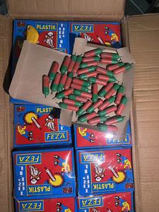 Fuegos Artificiales de Tubo de Plástico J005, Potentes y Ruidosos, Tipo Cápsula, Venta al Por Mayor de Fábrica China - Product Image 4