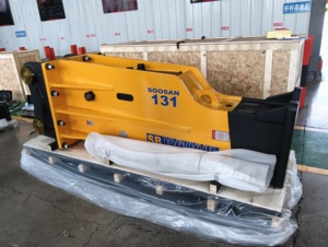 Construction Machinery Soosan SB131 Hydraulic Rock Hammer <b>Box</b> Type for 30-45 Ton Excavator - Product Image 1