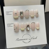 Conception # 502 Faux ongles à presser faits main, courts, style ballet, couleur nude simple, avec petits diamants, pour dropshipping