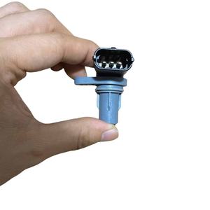 Camshaft Position <b>Sensor</b> 393002F100 OE 39300-2F100 <b>For</b> <b>Car</b> Replacement - Product Image 1