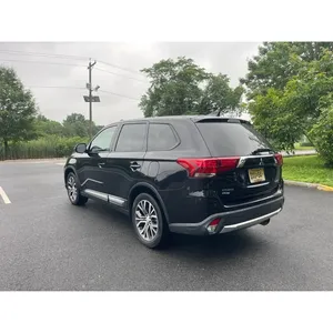 Mitsubishi Outlander SE Sport Utility 4D 2017 - Product Image 3