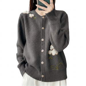 Cardigan tricoté pour femmes, broderie florale, manches longues, col rond, haut décontracté d'automne - Product Image 2