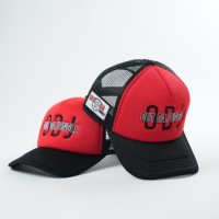 Sombreros de camionero de malla de espuma bordada en dos tonos personalizados, gorra de 5 paneles con logotipo de parche para exteriores de verano para hombre