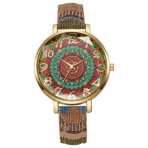 Reloj de pulsera para mujer de estilo étnico vintage, esfera de mandala colorida, correa de tela informal - Product Image 3