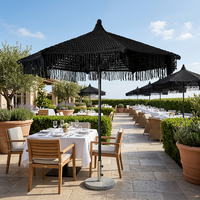 Parasol de patio en aluminium de luxe en gros, fait à la main, avec des glands en coton, des cordes en macramé, un parasol ouvert avec des franges