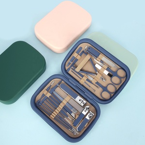 Haute qualité 24 pièces professionnel coupe-ongles outils <span class=keywords><strong>manucure</strong></span> et pédicure ensemble avec étui de voyage Kit de toilettage en acier pour les soins des pieds - Product Image 1