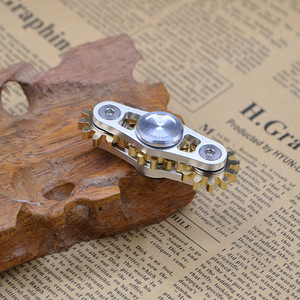 Giảm căng thẳng ngón tay quay đầu bánh răng <span class=keywords><strong>Fidget</strong></span> <span class=keywords><strong>Spinner</strong></span> Gyro đồ chơi kim loại bánh răng liên kết <span class=keywords><strong>Fidget</strong></span> <span class=keywords><strong>Spinner</strong></span> - Product Image 4