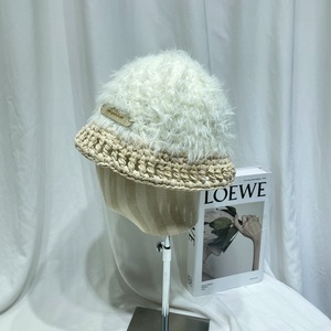 หมวกบักเก็ตแฮนด์เมดสำหรับผู้หญิง สีขาวนวลและสีดำ ถักจากไหมพรม สำหรับฤดูใบไม้ร่วงและฤดูหนาว หมวกชาวประมง ขนาด 56-58 ซม. - Product Image 4