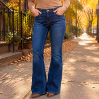 Jean évasé taille mi-haute pour femme, bleu foncé délavé, coupe slim, patte d'éléphant, surpiqûres contrastantes dorées, style vintage années 70