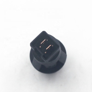 Interrupteur de lumière intérieure de porte arrière 7700825473 pour RENAULT MEGANE SCENIC CLIO II <span class=keywords><strong>DACIA</strong></span> LOGAN - Product Image 4