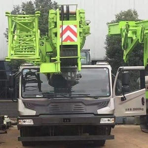 Grue sur camion Zoomlion 80 tonnes ZTC800H5 à haut rendement opérationnel avec climatiseur importé - Product Image 2