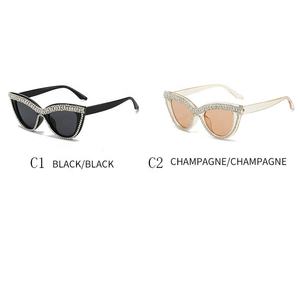 Lustro occhiali da sole Bling Cat Eye per le donne di lusso tonalità Decorative costumi per feste occhiali da sole all'ingrosso - Product Image 4